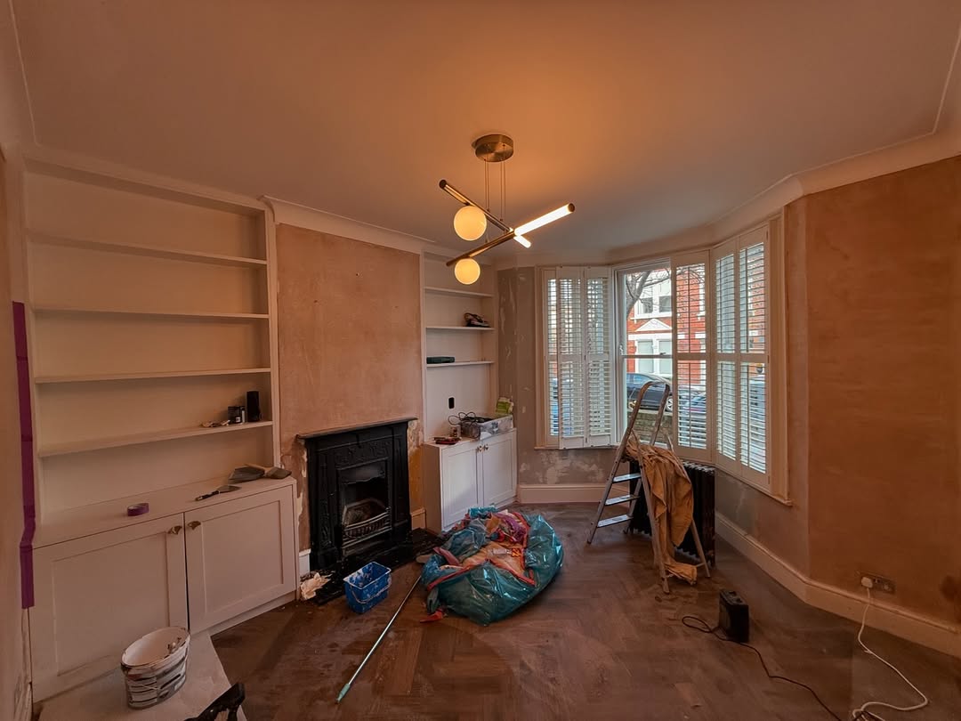 The team completed a full interior makeover on the Lounge in this 3 bedroom Victorian house loca (3)