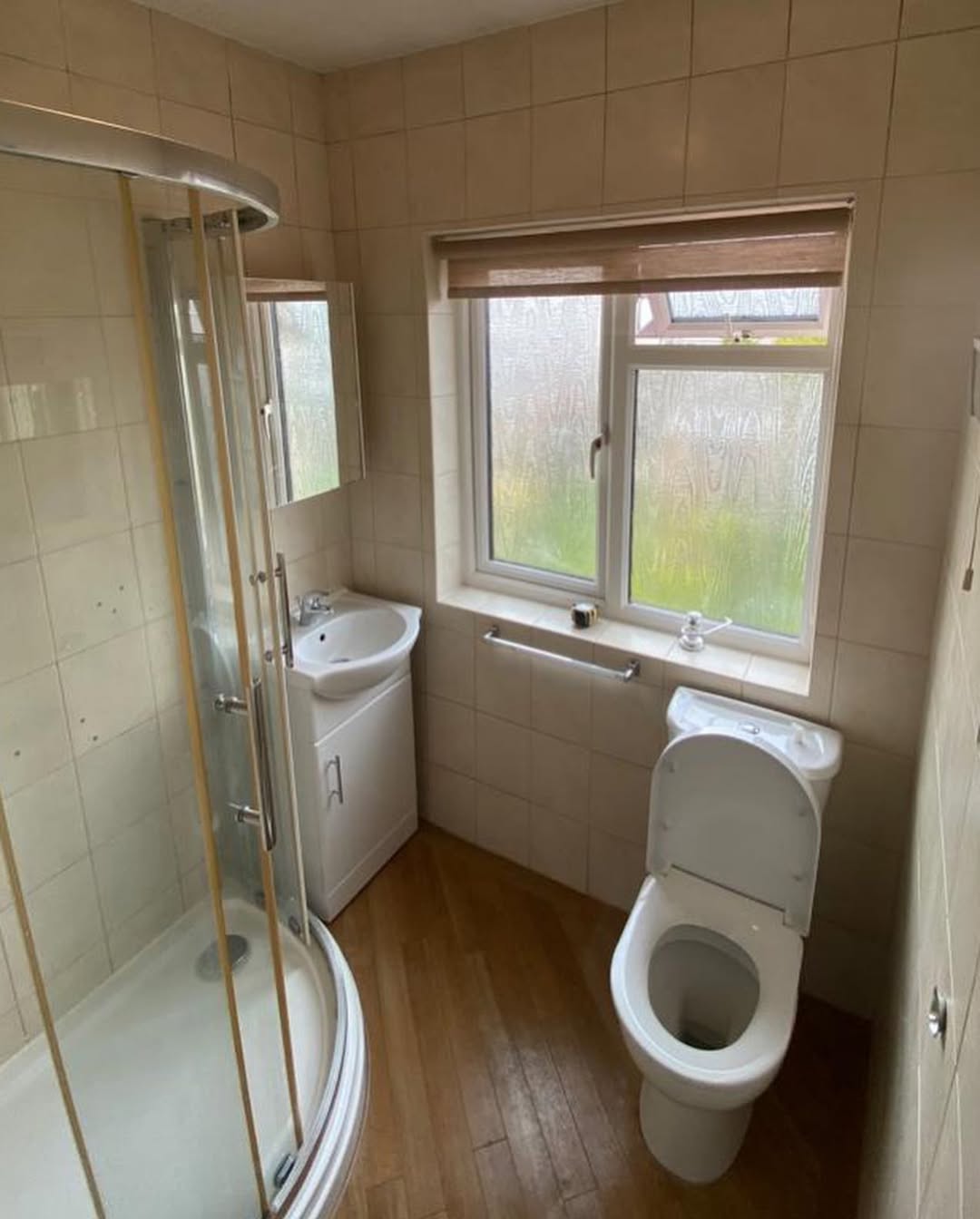 🔥💧Welling Bathroom Refurb💧🔥⬅️Swipe Left for more pictures🔚◻️Beautiful Bathroom Refurbishmen (7) 🔥💧Welling Bathroom Refurb💧🔥⬅️Swipe Left for more pictures🔚◻️Beautiful Bathroom Refurbishmen (7)