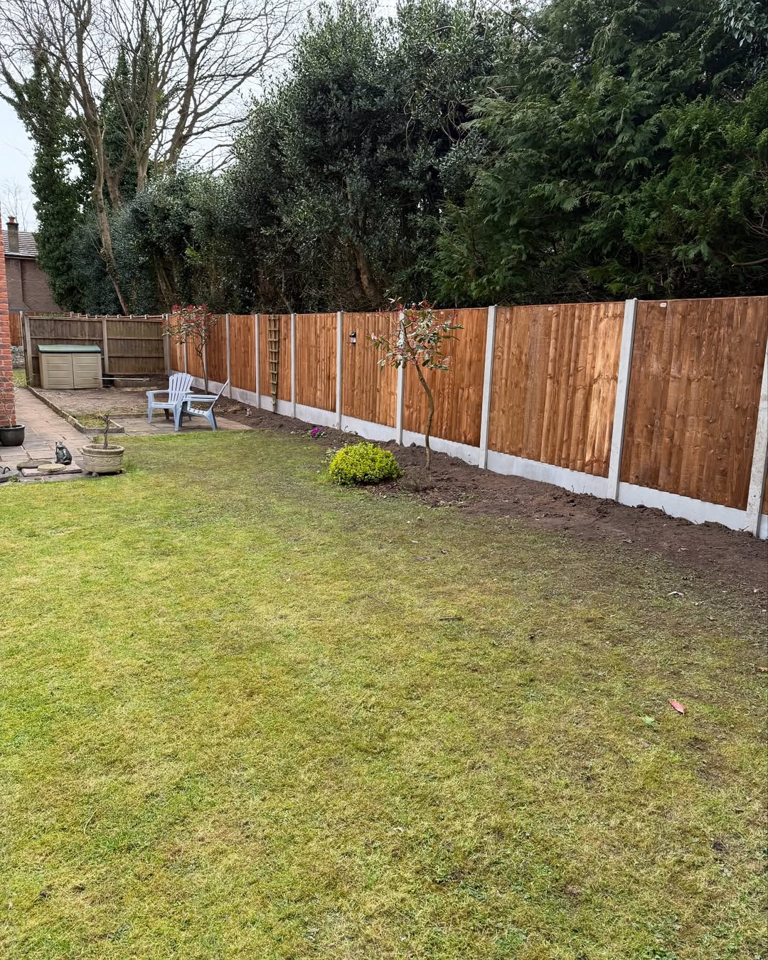 Fence replacement in ellesmere parkOld fencing removed and disposed of ✅New 6ft high fencing ins (1)